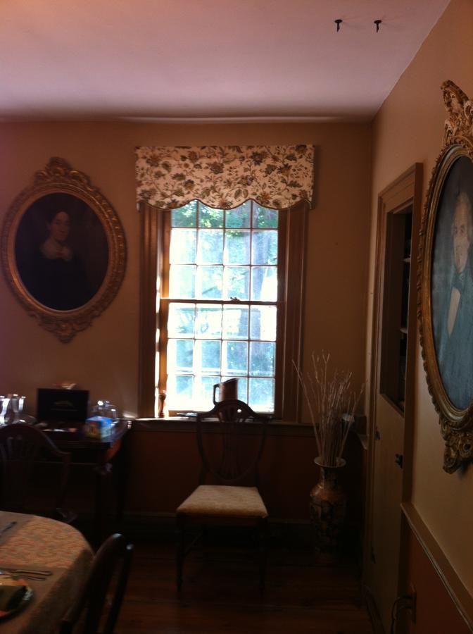 Innkeeper'S Place B&B Stafford Bagian luar foto