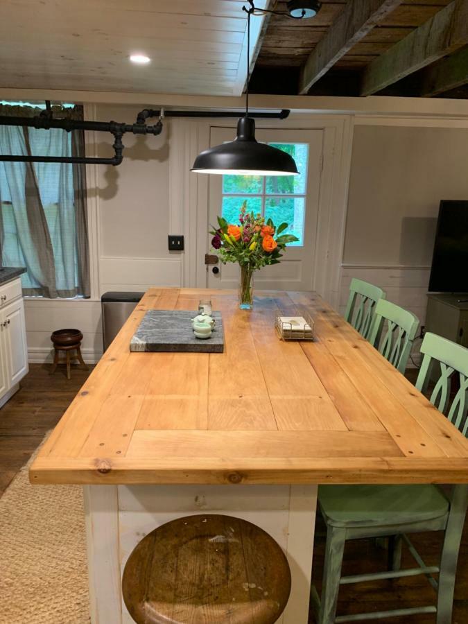 Innkeeper'S Place B&B Stafford Bagian luar foto